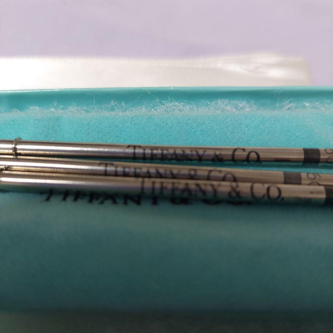 新品　未使用 ティファニーボールペンゴールドリボン　黒替芯3本つき　箱に汚れあり