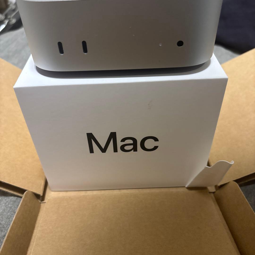 m4 mac mini ssd512gb メモリ24gb