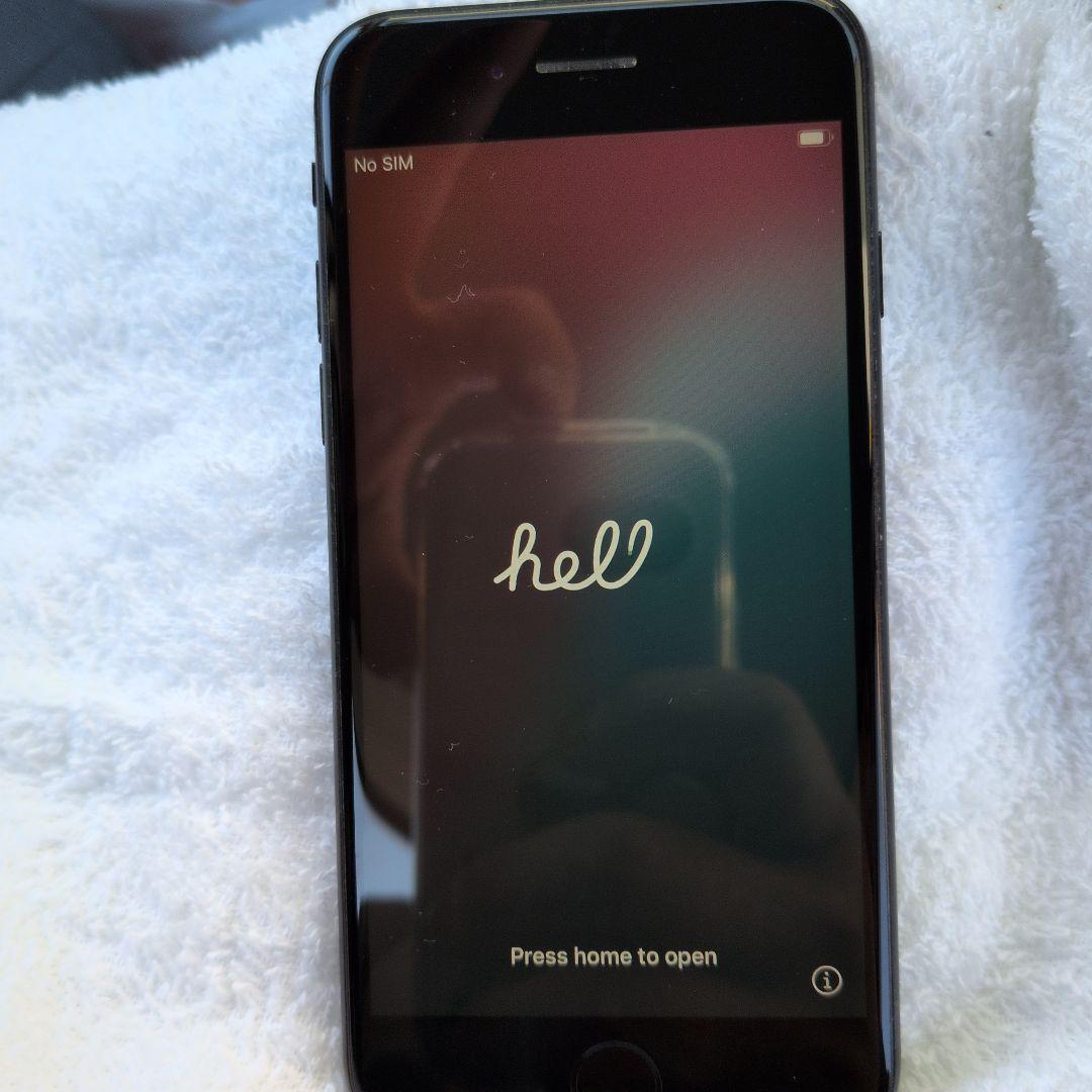 Apple iPhone SE 第2世代 ブラック