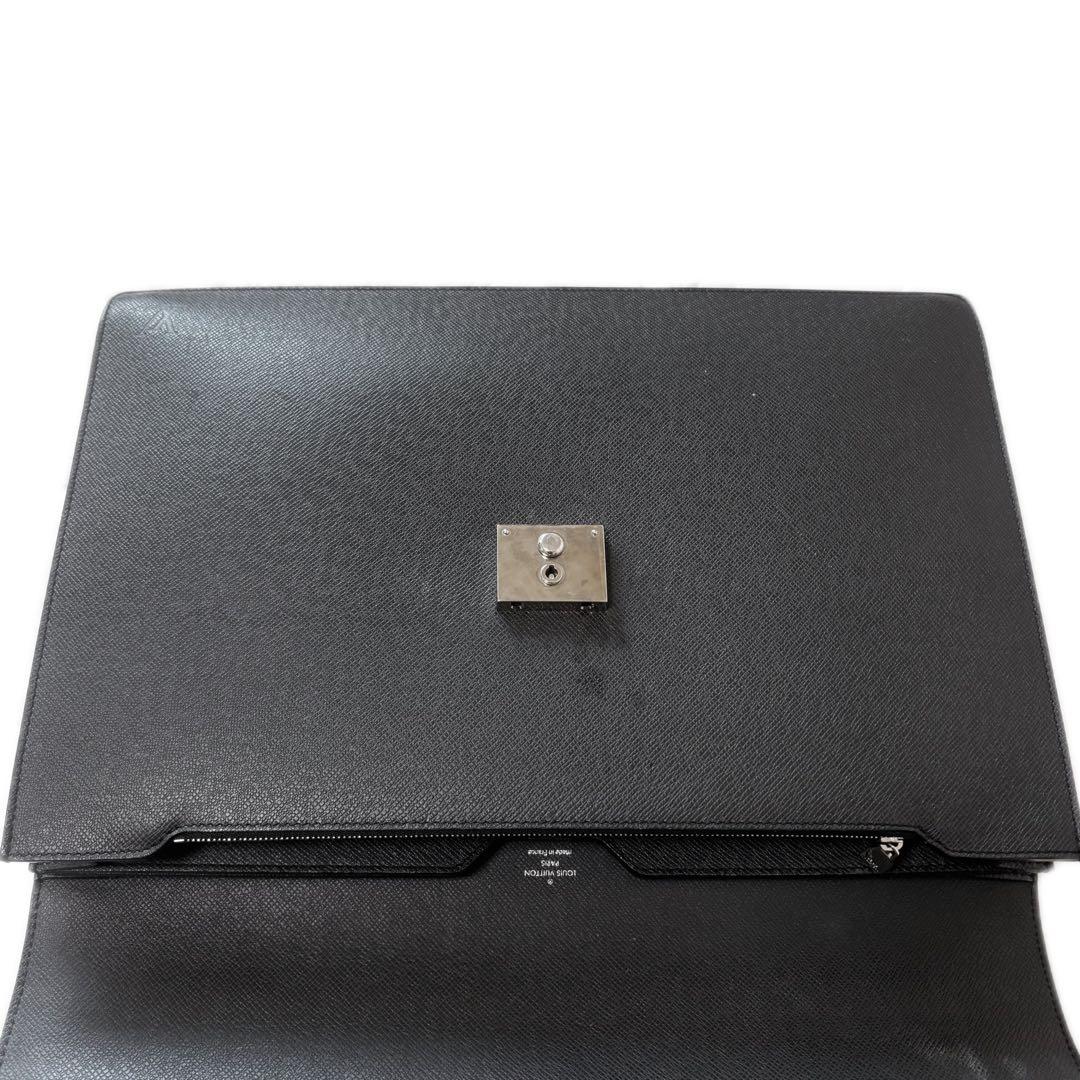 ルイ ヴィトン ビジネスバッグ ネオ ロブスト 2 アルドワーズ タイガ