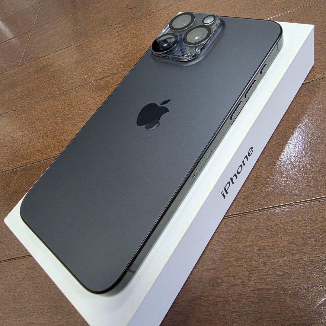 iPhone 15 pro Max 256GB NOMAD レザーケース付