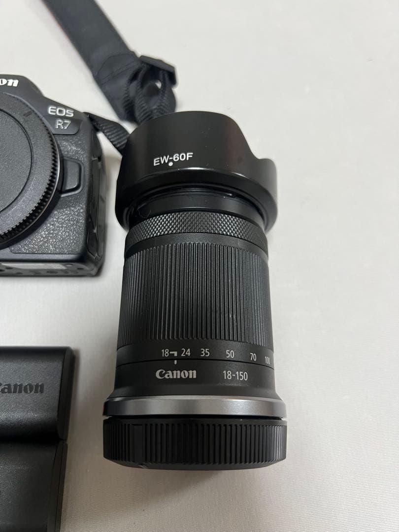 Canon EOS R7 ミラーレスカメラ レンズ2本付き