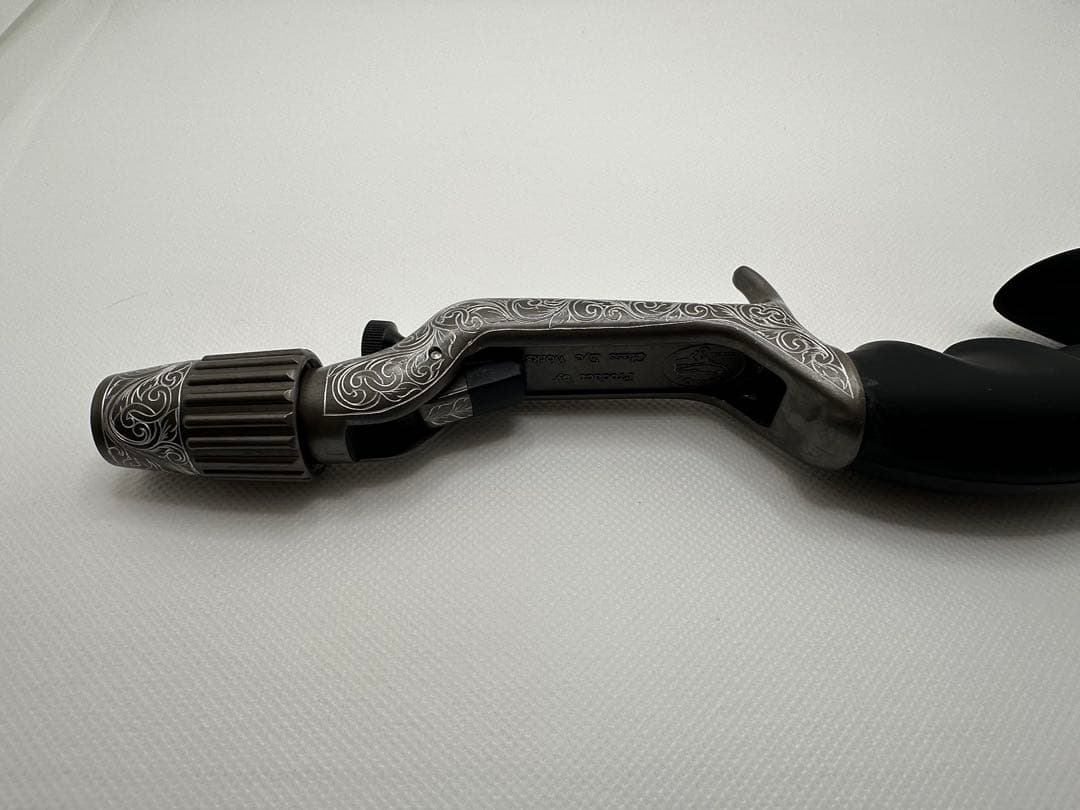 グラスアイ　彫金グリップ・他