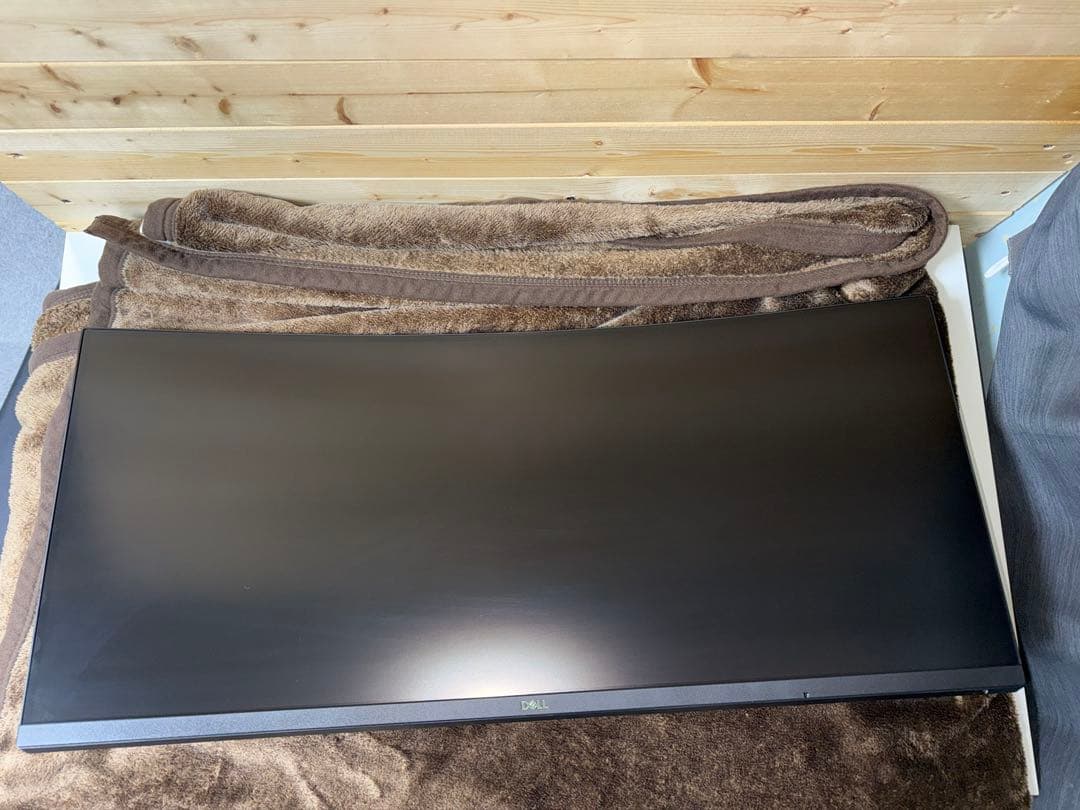 Dell S3422DWG 34インチ 曲面 ゲーミングモニター　湾曲モニター