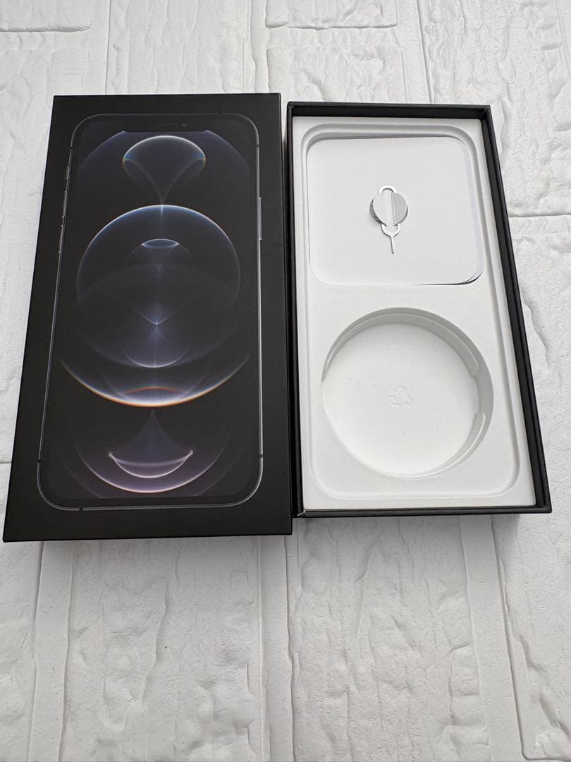 j*u様 美品Apple iPhone 12 Pro 128GB バッテリー97