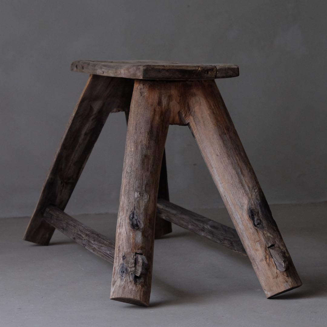 古い木製スツール　ベンチ チェア 椅子 展示台 花台 プリミティブ 古家具 骨董