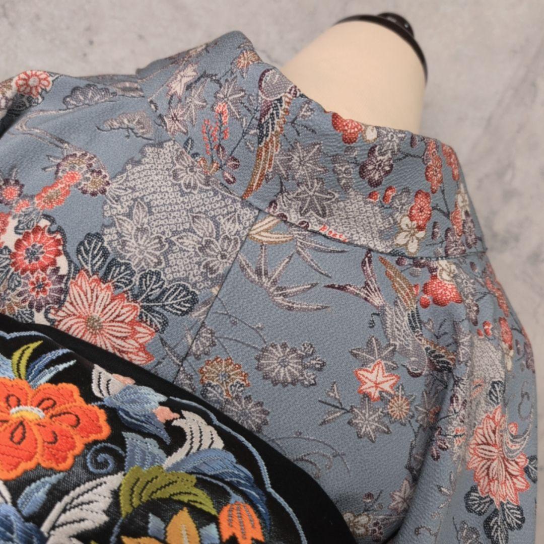 小紋　フルセット　着物　正絹　グレー水色地　鳥　花　彩　バチ衿　着物生活　E1