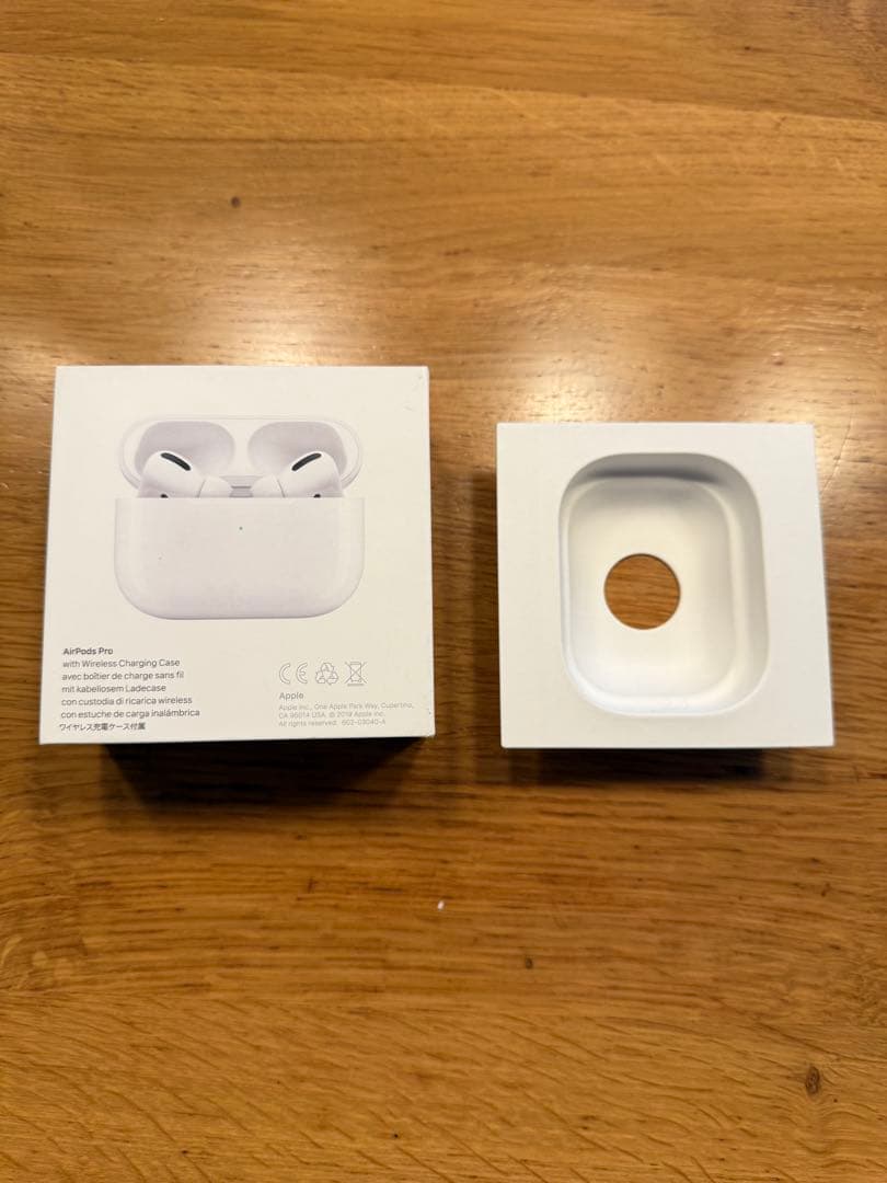 AirPods Pro 本体 充電ケース付き　純正　エアーポッズプロ