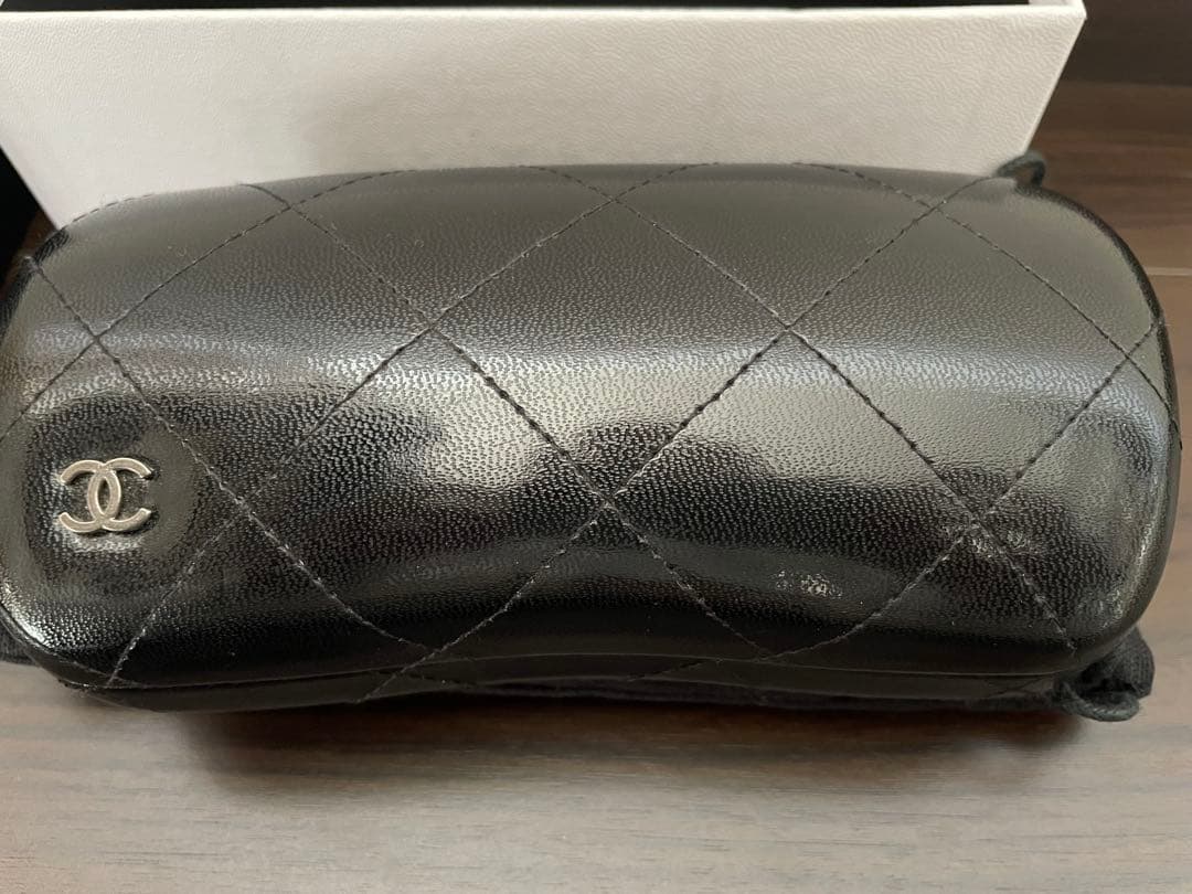 CHANEL バタフライシェイプサングラス