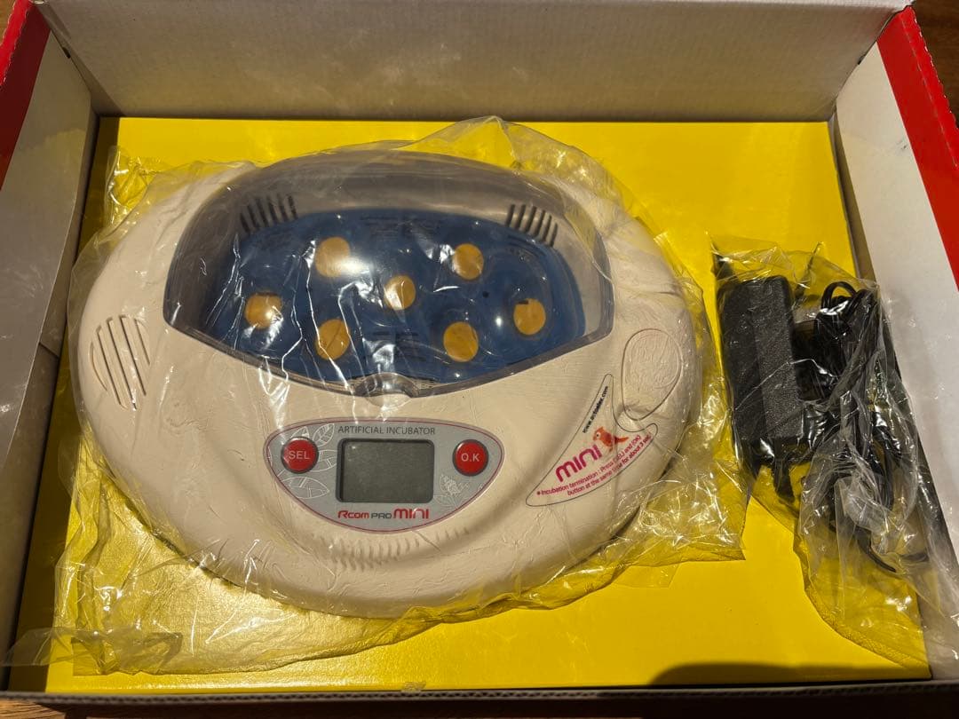 Rcom Mini リトルママ　孵卵器