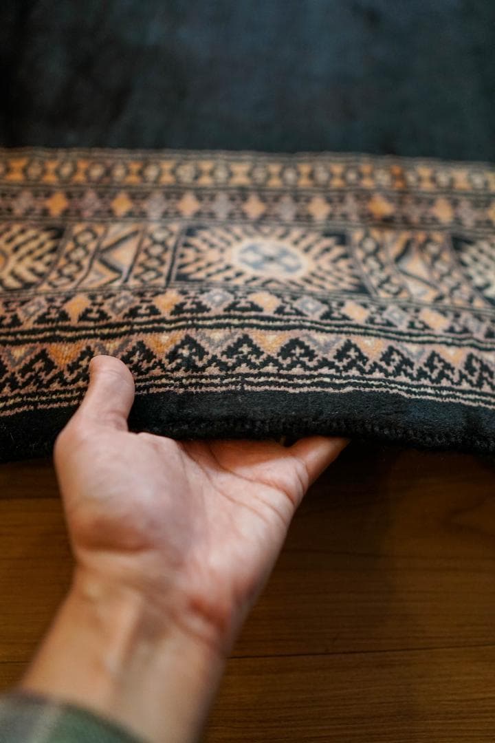 パキスタン手織り絨毯 293×254cm