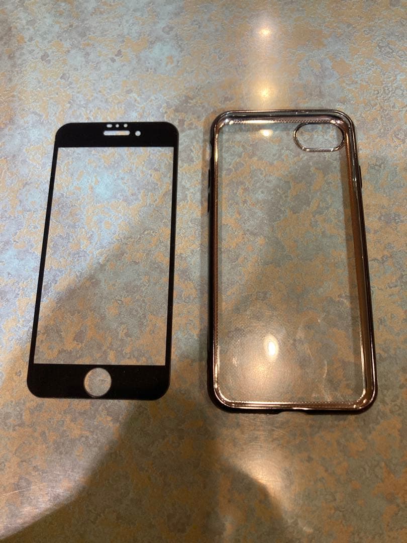 iPhone 8 64GB シルバー