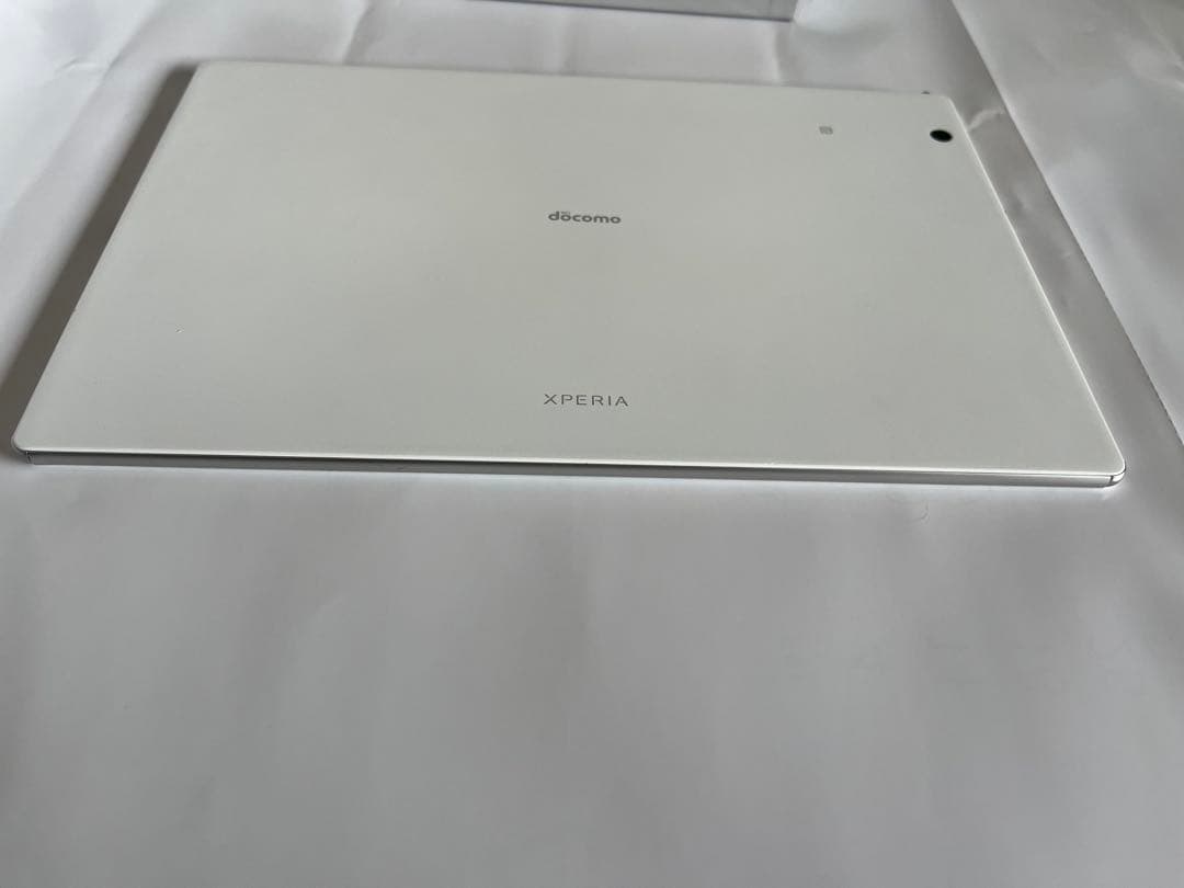 Androidタブレット本体 SONY Xperia Z4 Tablet docomo SO-05G