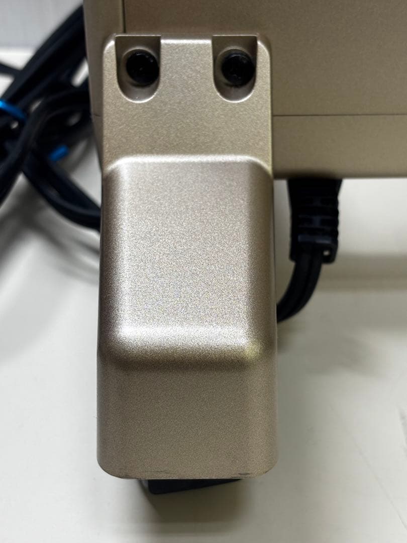 遠赤外線暖房器 E800LS サンルミエキュート 傷あり