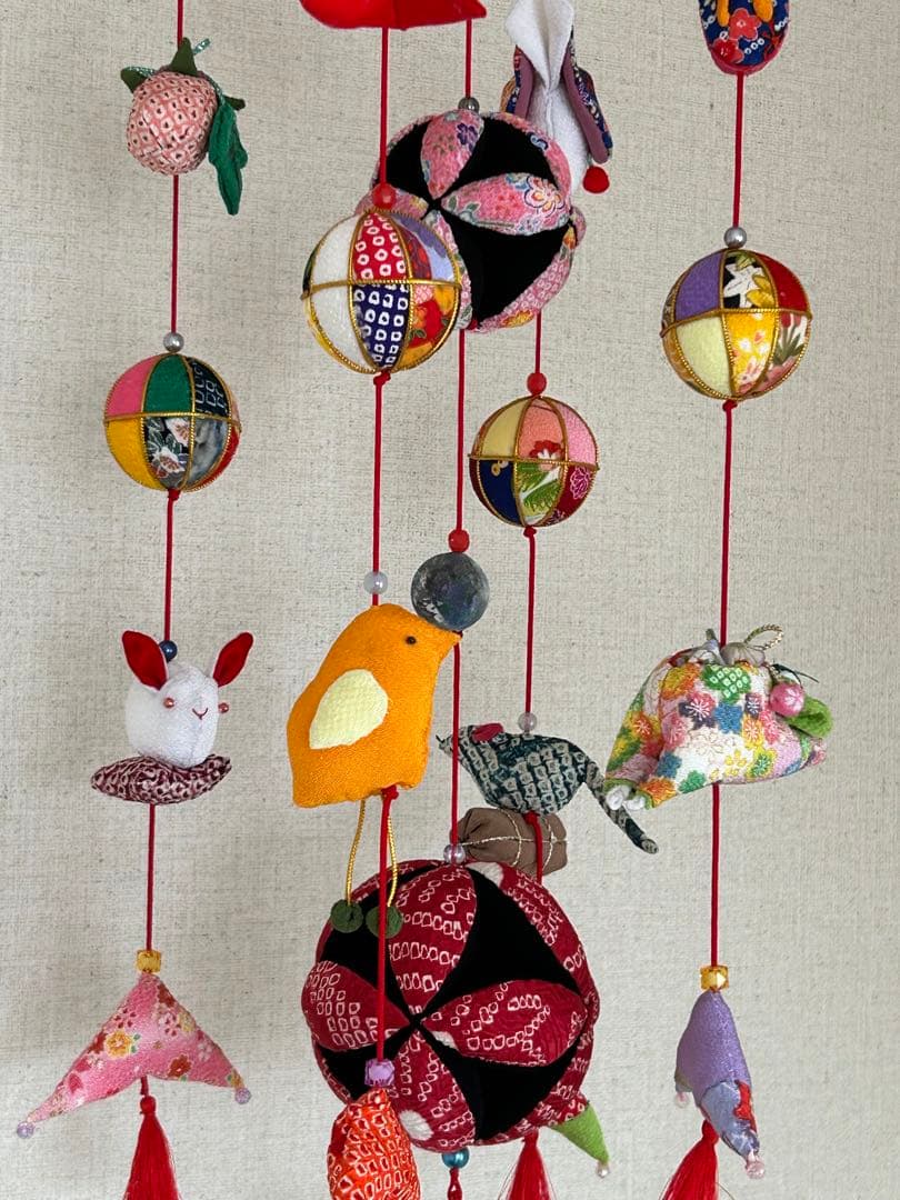 ちりめん細工　吊るし飾り　玉飾り 雛飾り　吊るし雛　下げもん　ハンドメイド