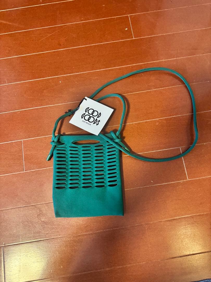 ISSEY MIYAKE MOKKO グリーン