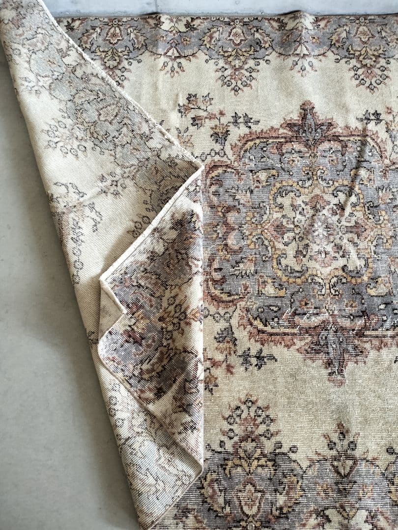 超大判/ベージュと淡いグレーのヴィンテージラグ　雅姫さんNo.636