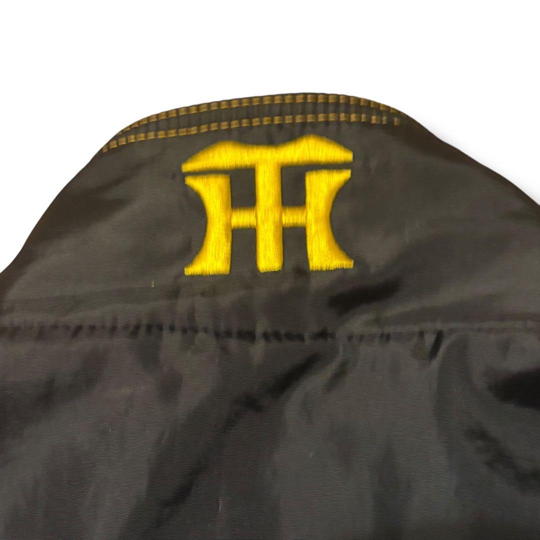 希少 阪神タイガース グランドコート XL 岡田監督 完売品 刺繍 デサント