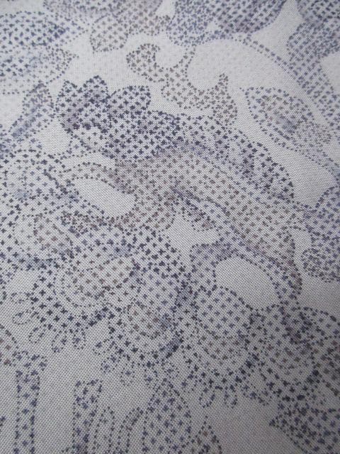 着用少ない！白大島＊本場縞大島紬＊アラベスク＆動物＊着物＊１６４ｃｍ＊裄６３
