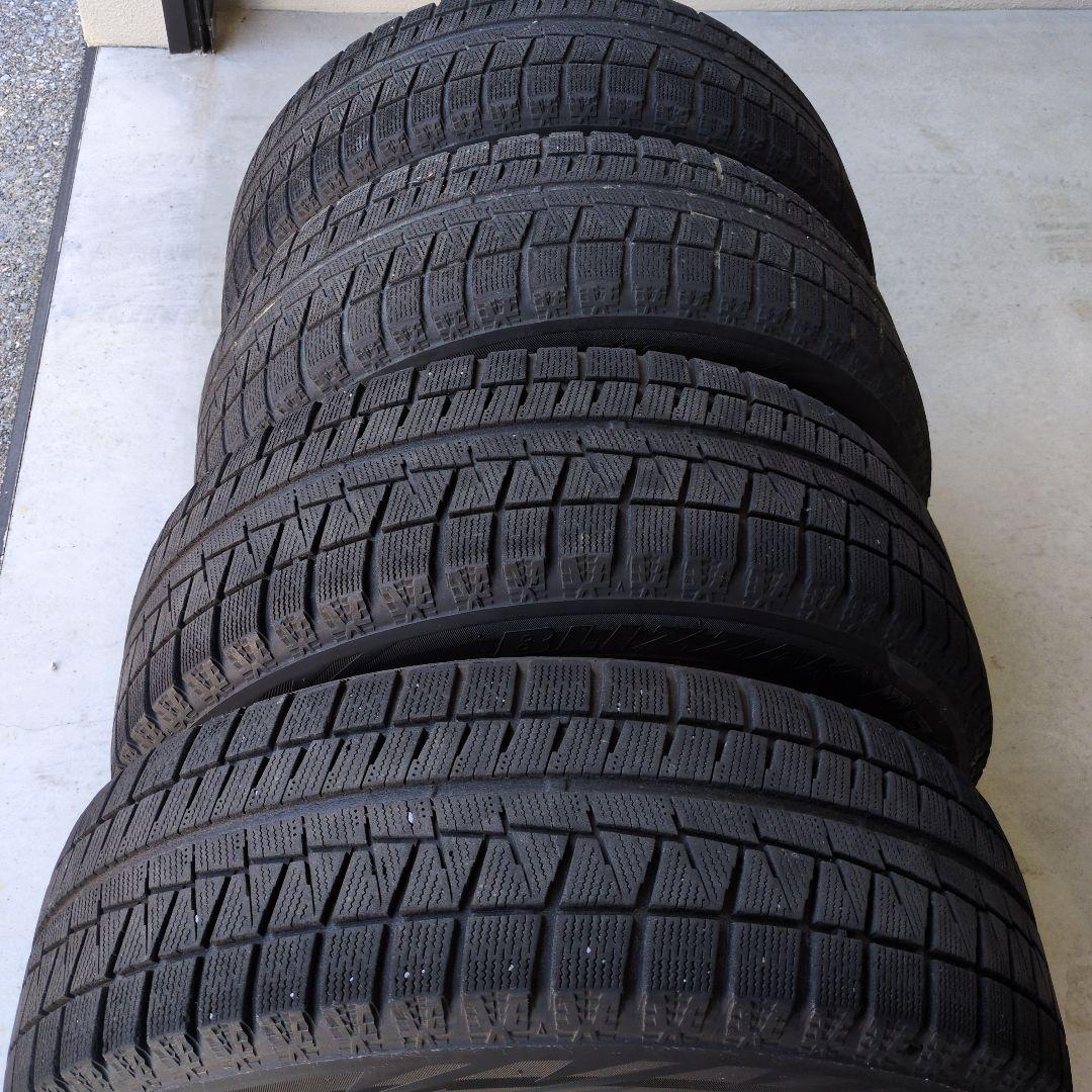 スタッドレスタイヤ BLIZZAK 225/60R16 ホイールセット