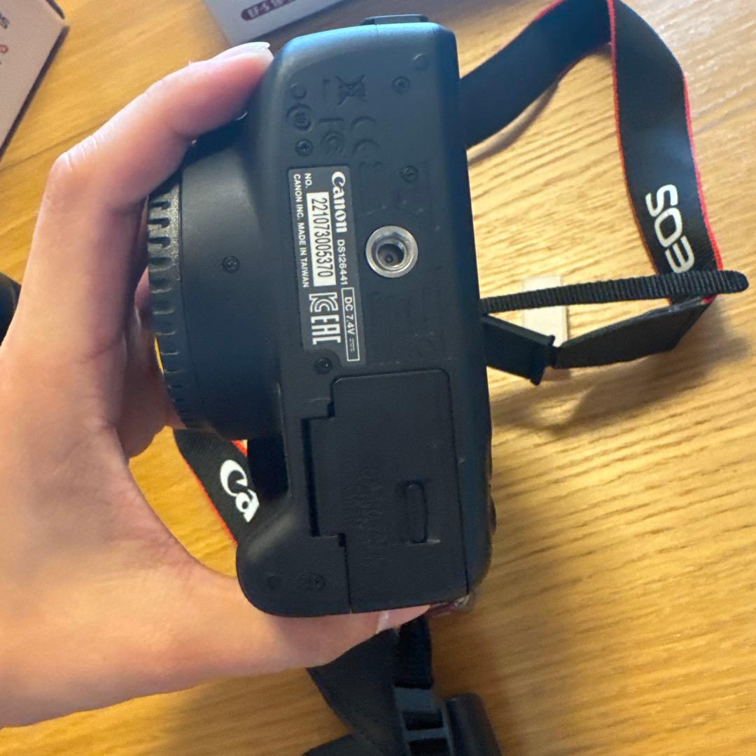 【超美品】Canon EOS Kiss X7 ダブルズームキット