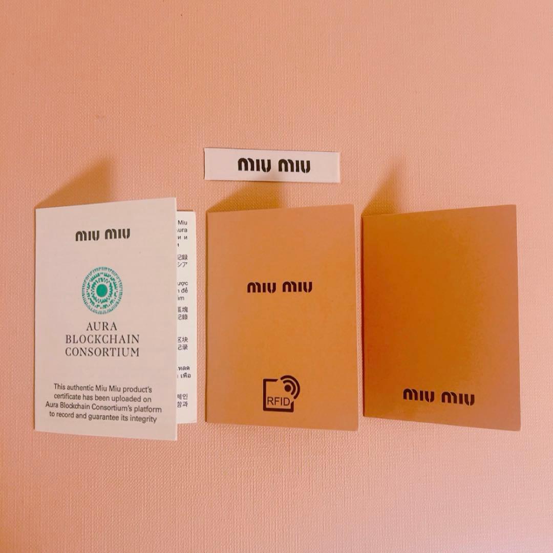 お値下げ【Miu Miu】新品未使用 レザーショートブーツ (IT 38)