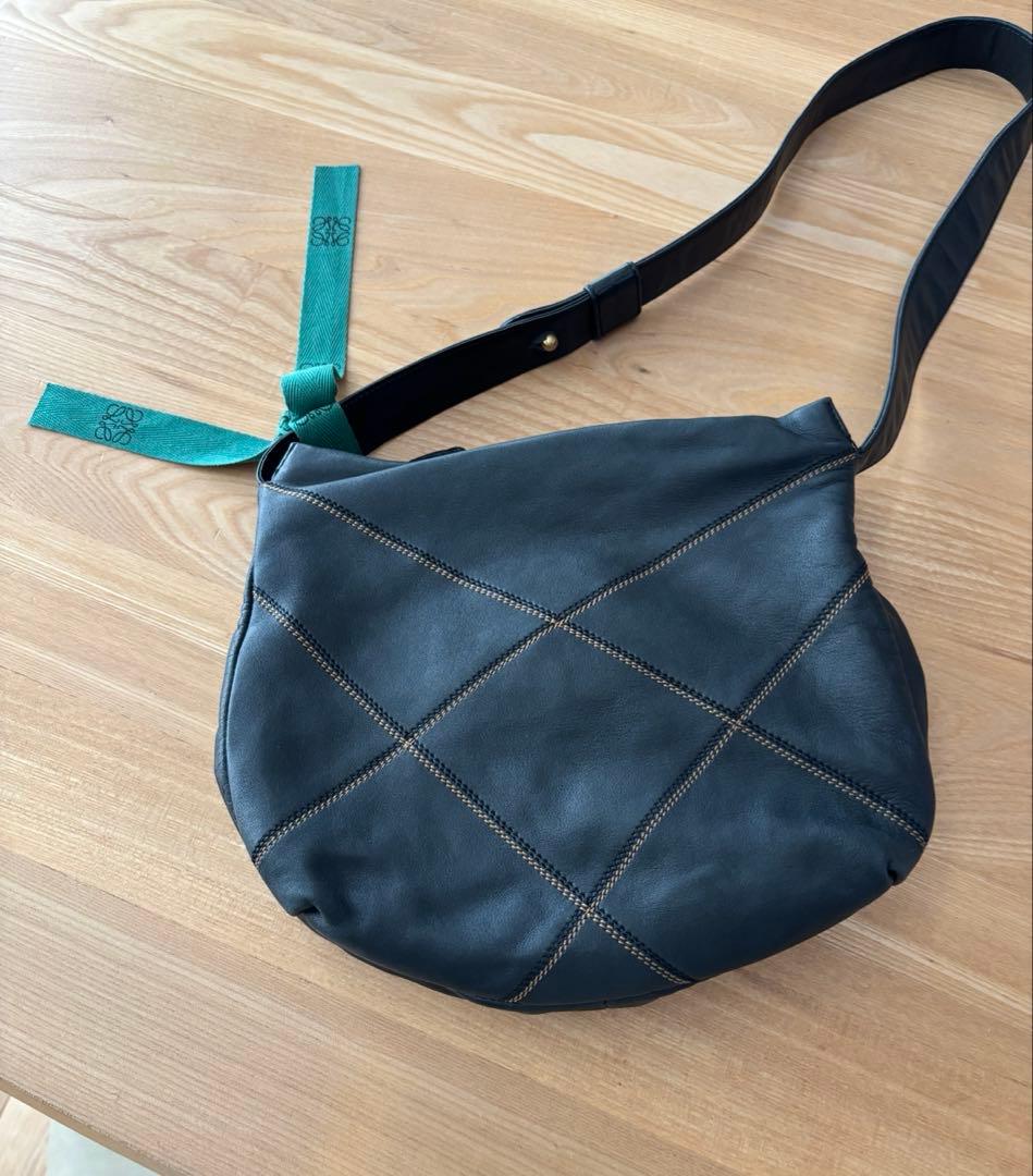 LOEWE クロスデザイン ステッチ ショルダーバッグ ハンドバッグ トート 黒