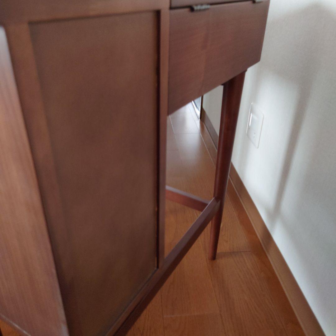 『emoエモ』ドレッサー