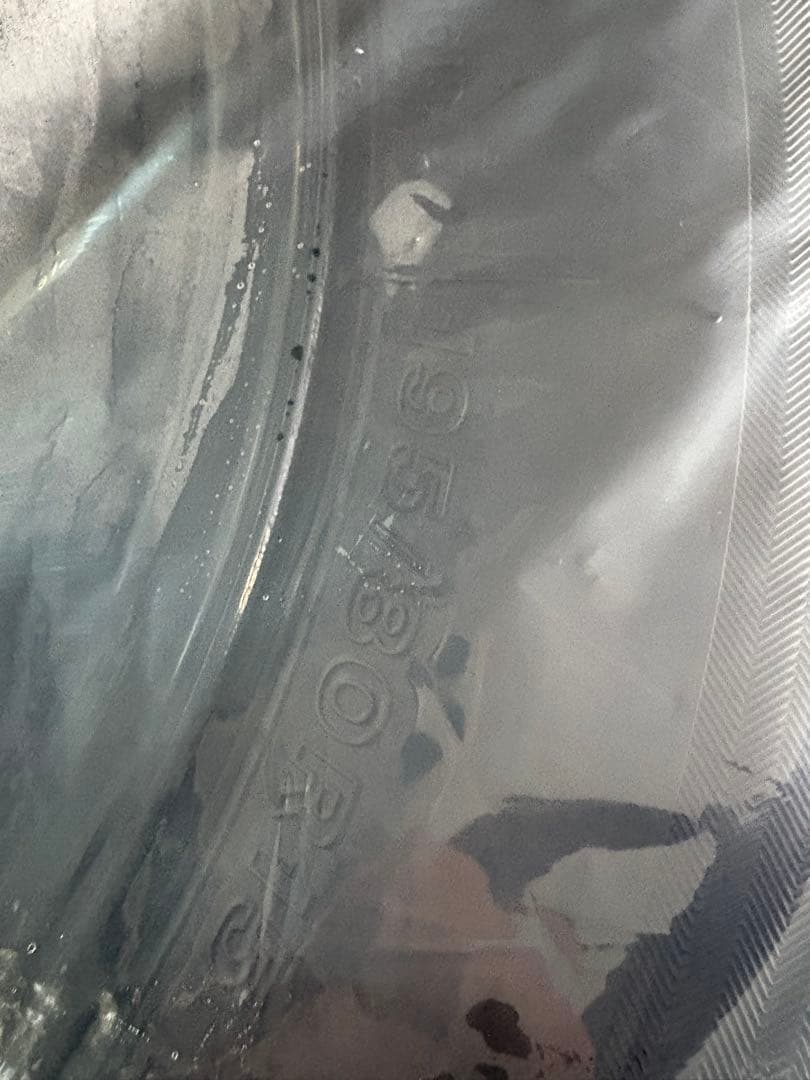 ハイエースワゴン　タイヤ　新車外し