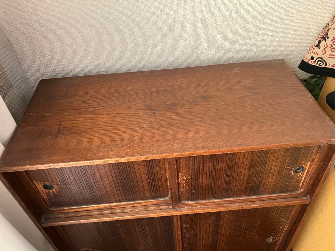 昭和レトロデザイン　木製箪笥　茶箪笥