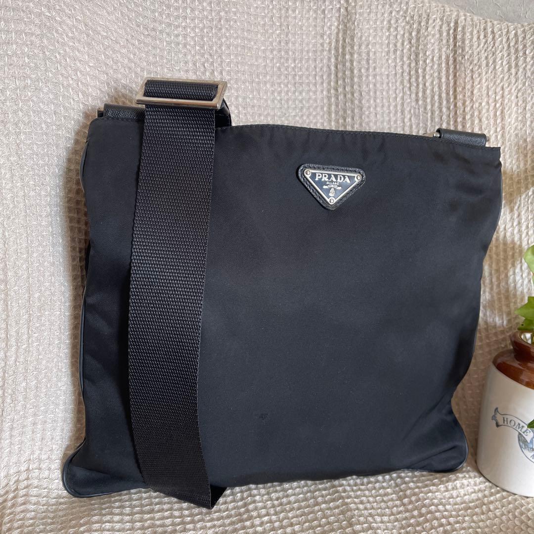 ◇ 良品PRADA プラダ ショルダーバッグ ナイロン ブラック ◇