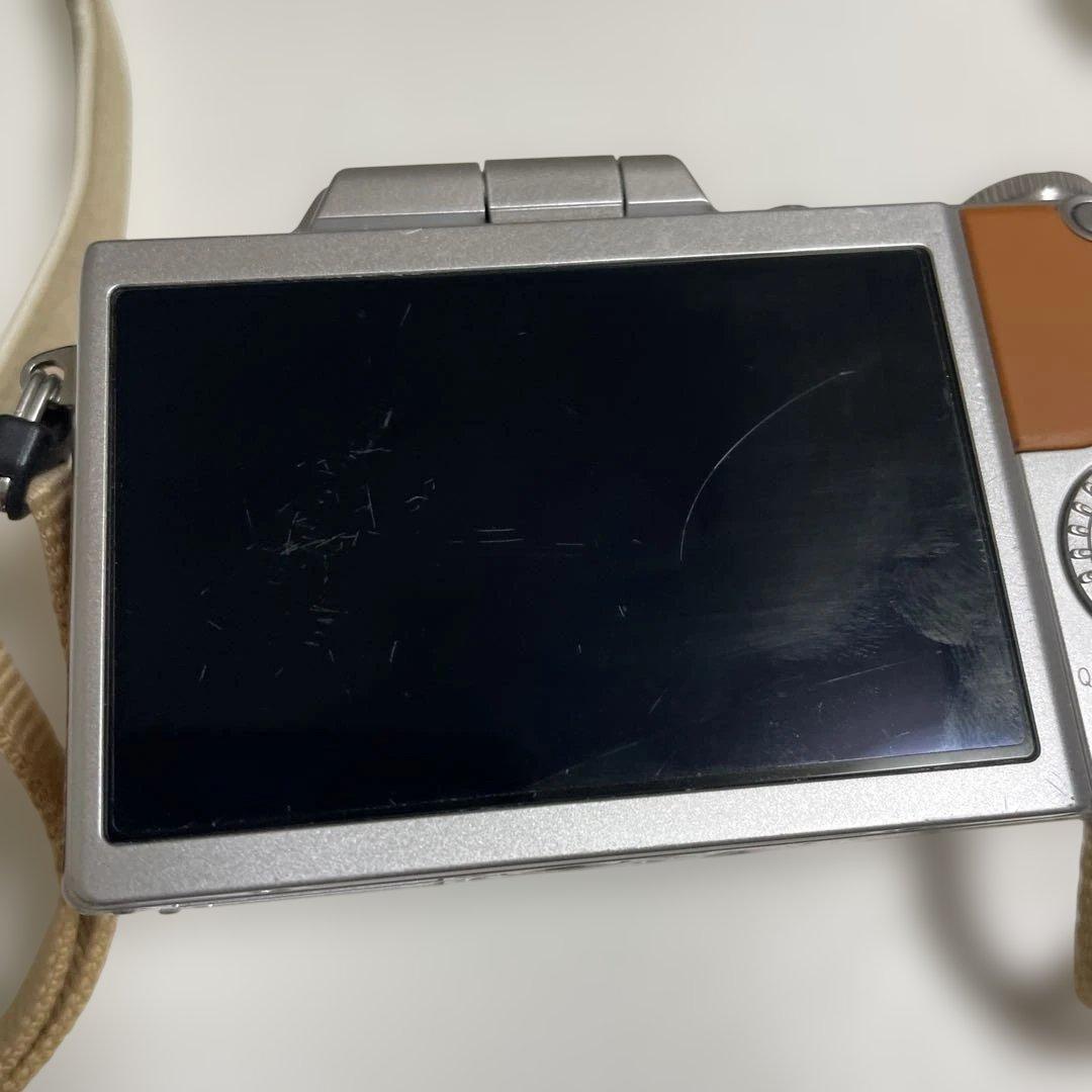 LUMIX G ダブルレンズ　ブラウンDMC-GF7