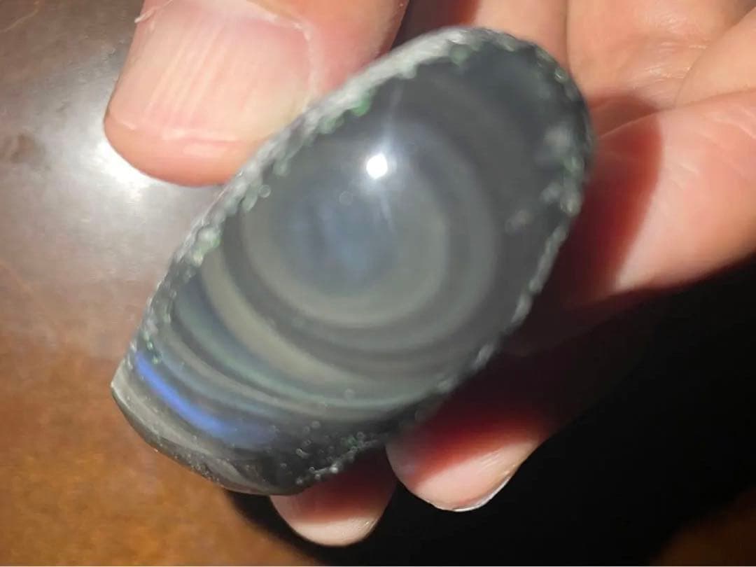 研磨品　十勝石玲瓏　イエロー、グリーン、ブルー、他　レインボーオブシディアン