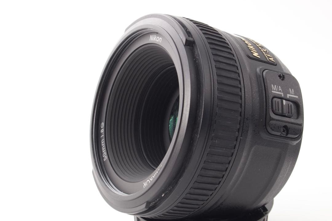 Nikon AF-S 50mm F1.8G 明るい単焦点レンズ　ポートレート