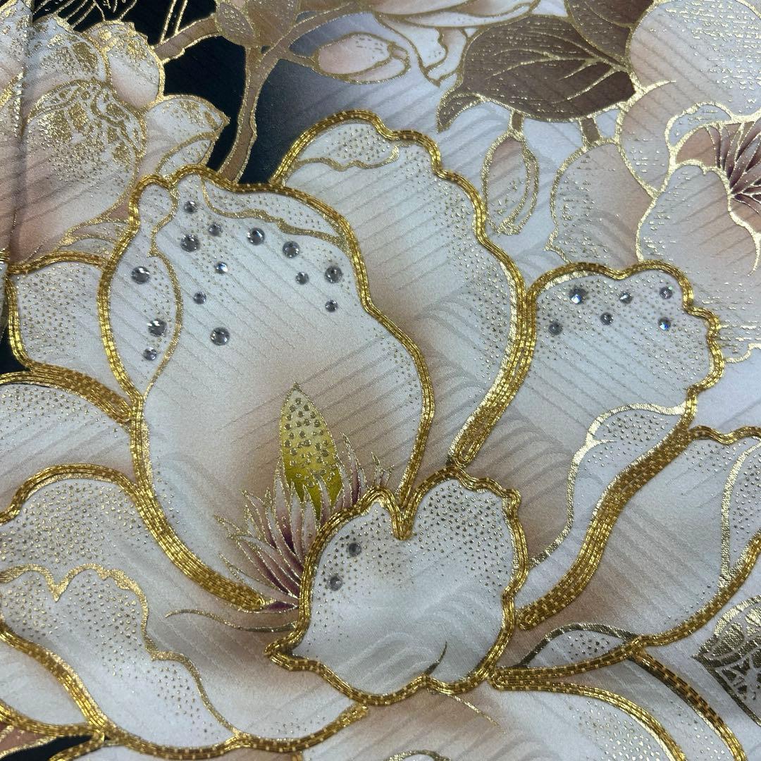 ゴージャスな黒白染め分けにゴールドの振袖セット