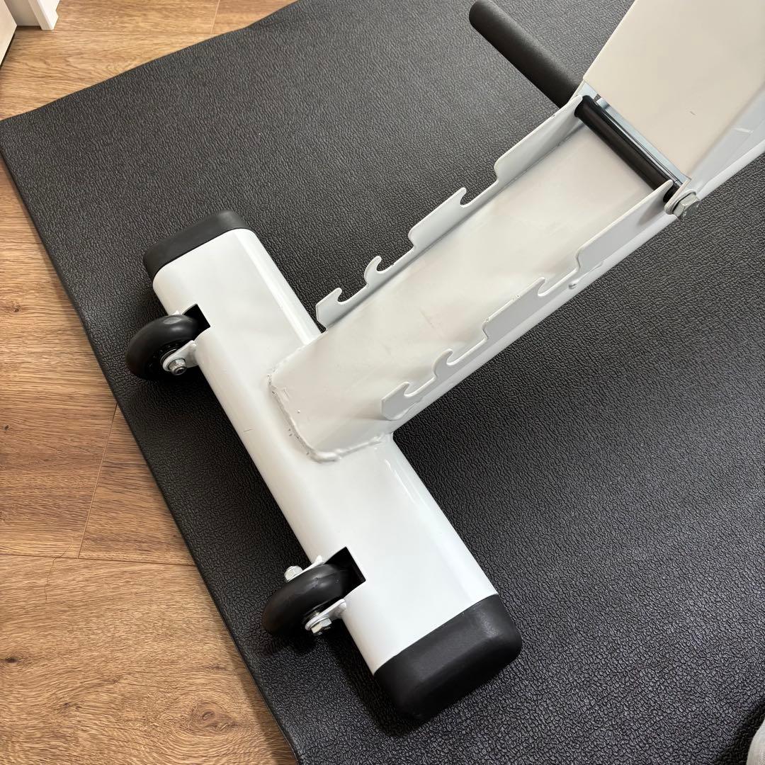 iROTEC（アイロテック） トレーニングベンチ 黒/赤