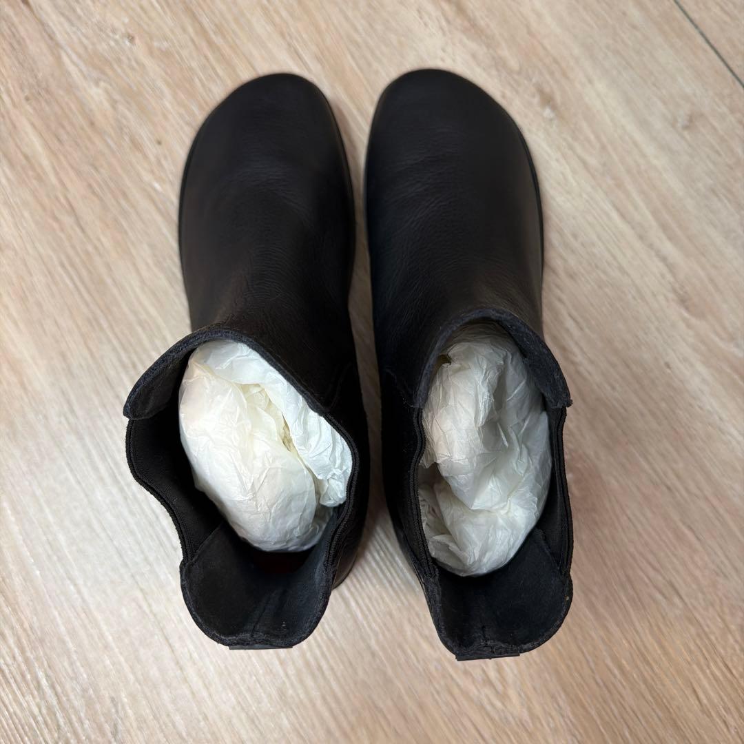 camper ブラックレザー サイドゴアブーツ