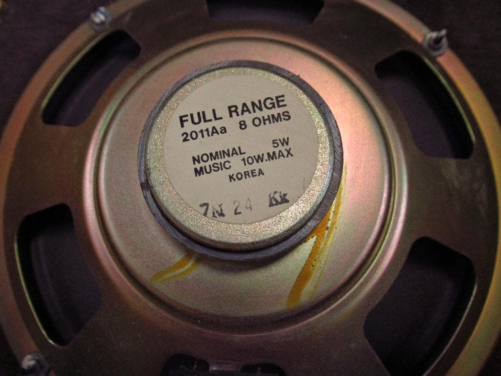 Realistic 8インチ 壁掛け スピーカー ペア 音量コントロール付き