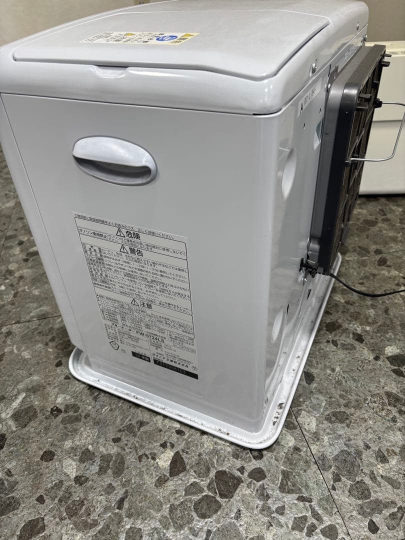 K*a様 ダイニチ　FW-5724LS 中古　引き取り限定　石油ファンヒーター