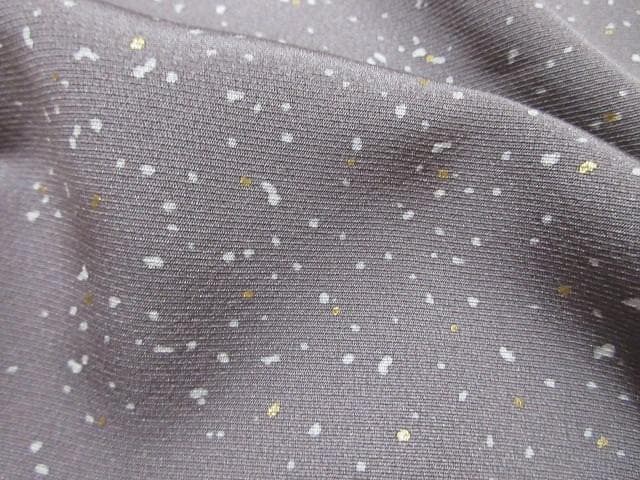 付け下げ小紋：美品：アラレ小紋・グレー・アズキ色：袷正絹：７号：P30