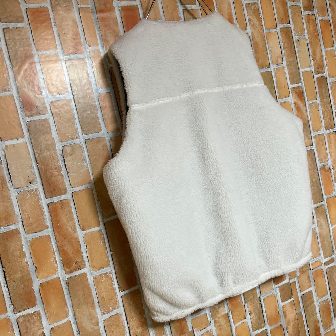 201NIKEリバーシブルベスト　ナイキボアモコモコウインタライズドスウォッシュ