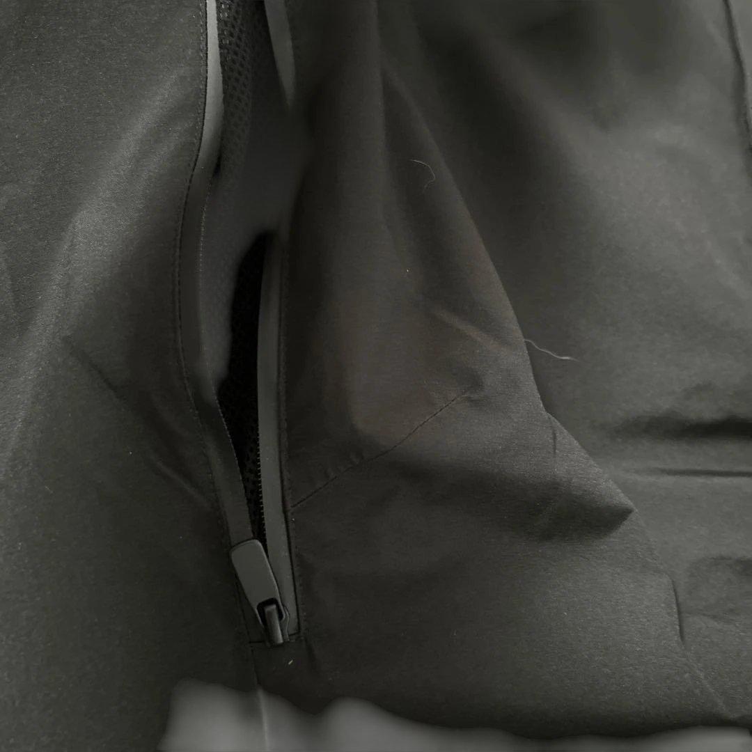 ●ZARA●ザラ●スキーウェアパンツ●スノーボードウェア●M●新品●