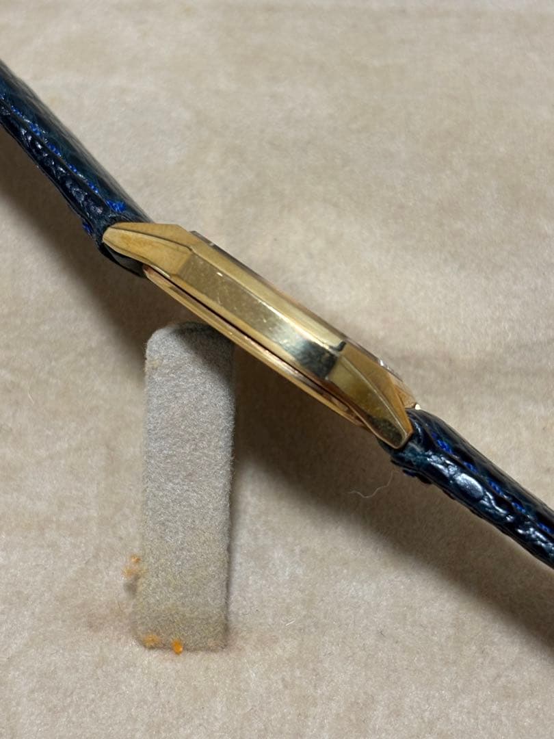 超美品・エルヴェンス　金無垢　18金ゴールド腕時計　刻印入750 ELVENCE