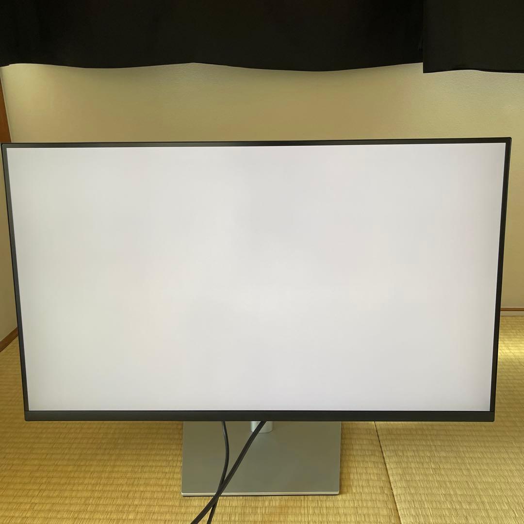 Dell 32インチ4K USB-Cハブ モニター P3223QE 保証付　32