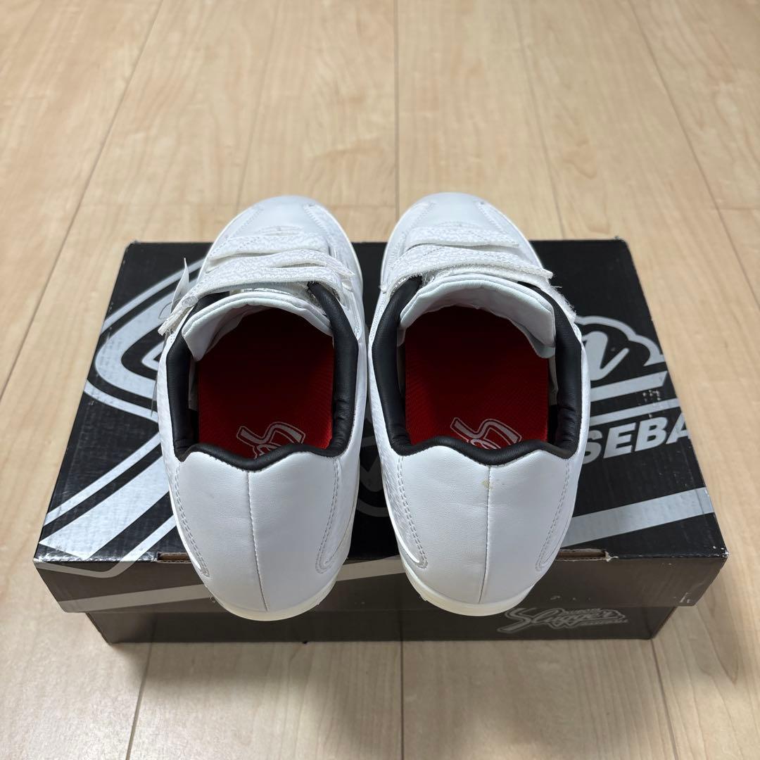 ポイントスパイク　ホワイト ベルクロ式　25.5cm