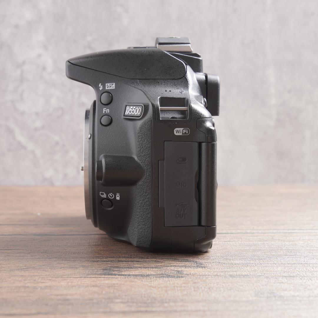 ✨美品✨Wi-Fi搭載✨自撮りOK✨初心者に✨Nikon D5500　783-1