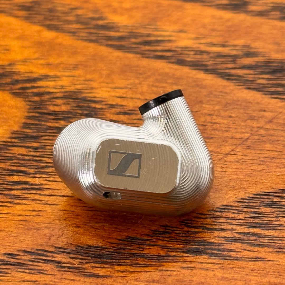 ゼンハイザー IE900 本体 純正3.5mm／4.4mm ケーブル付