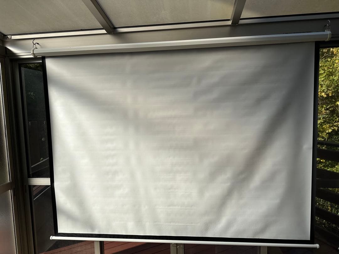 ⭐️引取限定⭐️プロジェクタースクリーン 100インチ 吊り下げ 天井 壁掛け