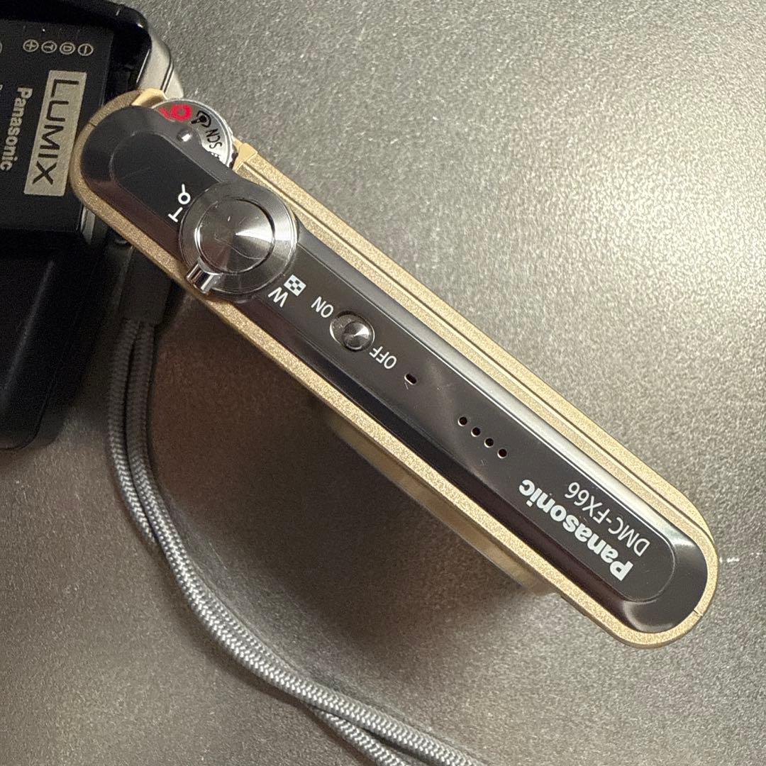 【値下げしました】Panasonic DMC-FX66 デジタルカメラ ゴールド