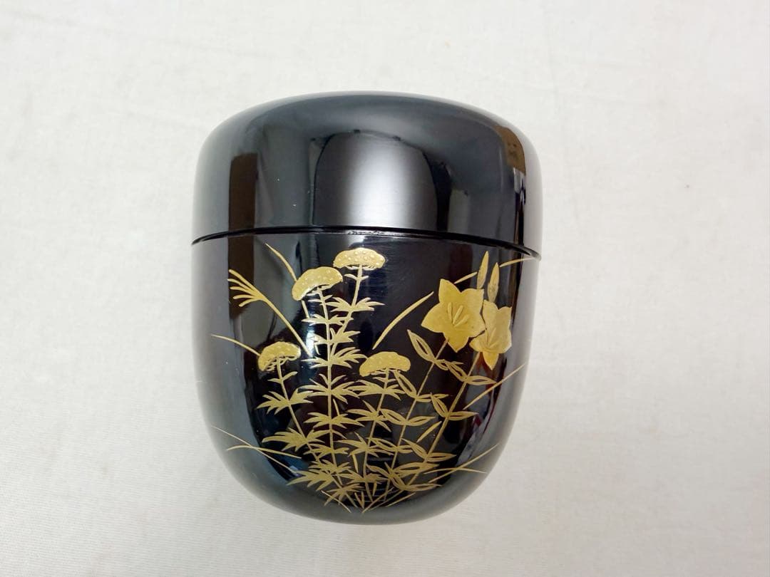 未使用 茶道具 塗師 中村宗哲作 秋草蒔絵 中棗 木製黒真塗 仕覆付 共箱